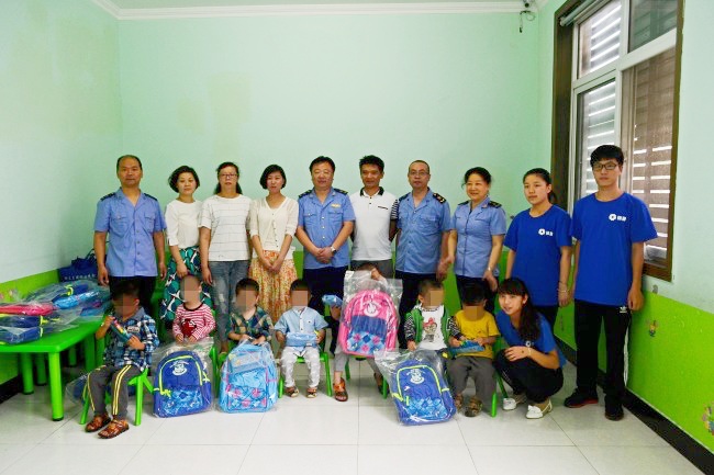 惠济区工商质监局爱心捐赠