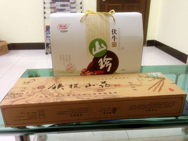 南阳爱心家长带来了家乡特产