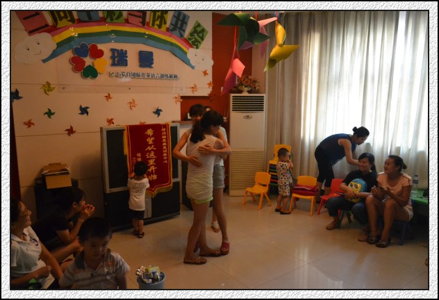 家长之间深厚的友谊